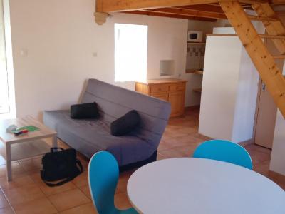 For rent Nimes 1 room Gard (30000) photo 0