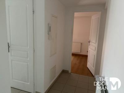 For sale Valenciennes 4 rooms 77 m2 Nord (59300) photo 2