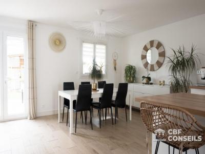 For sale Pont-du-chateau 5 rooms 125 m2 Puy de dome (63430) photo 2