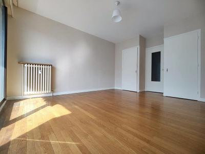 For sale Grenoble 3 rooms 117 m2 Isere (38100) photo 4