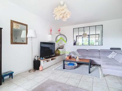 For sale Montpellier 3 rooms 69 m2 Herault (34070) photo 2