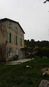 For rent Beaumont-de-pertuis 4 rooms 90 m2 Vaucluse (84120) photo 2