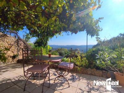 For sale Montauroux 4 rooms 89 m2 Var (83440) photo 2