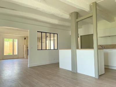 For sale Saint-sauveur-d'aunis 8 rooms 256 m2 Charente maritime (17540) photo 3