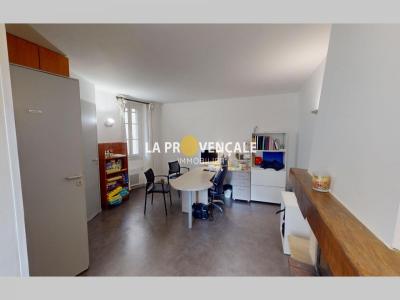 For sale Peynier 3 rooms 46 m2 Bouches du Rhone (13790) photo 2