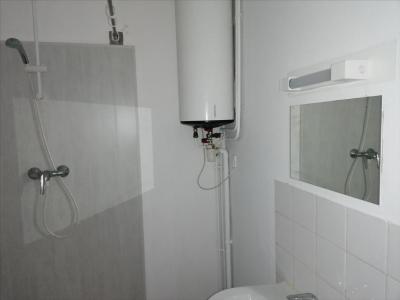 For rent Clermont-ferrand 2 rooms 34 m2 Puy de dome (63000) photo 3