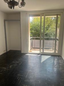 Louer Appartement 54 m2 Nimes