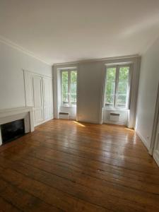 For rent Bordeaux 143 m2 Gironde (33000) photo 1