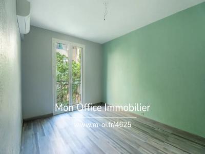 For sale Marseille-7eme-arrondissement 3 rooms 70 m2 Bouches du Rhone (13007) photo 3