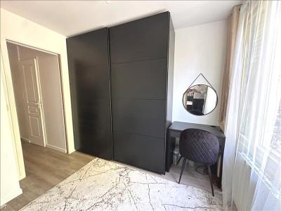 Louer Appartement 39 m2 Saint-cyr-l'ecole