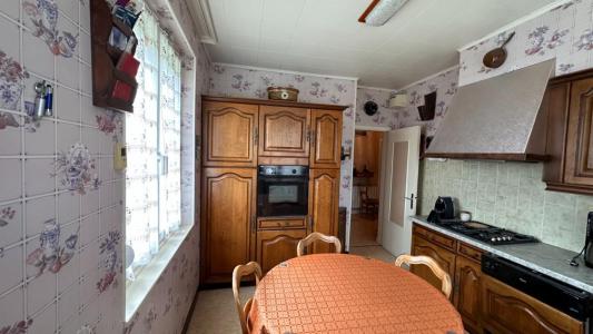 For sale Lougres 5 rooms 101 m2 Doubs (25260) photo 3