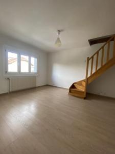 For rent Villeurbanne 5 rooms 80 m2 Rhone (69100) photo 0