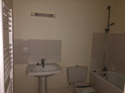 Louer Appartement Chatre 846 euros