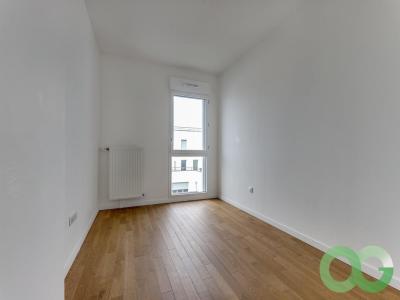 For rent Rueil-malmaison 3 rooms 65 m2 Hauts de Seine (92500) photo 3