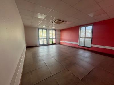 For rent Saint-denis 145 m2 Reunion (97400) photo 0