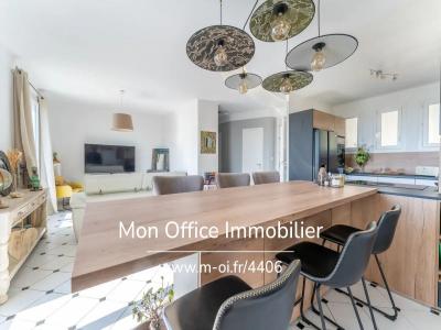 For sale Toulon 3 rooms 75 m2 Var (83200) photo 4