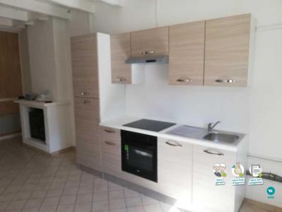 Louer Maison Saint-aigulin 665 euros