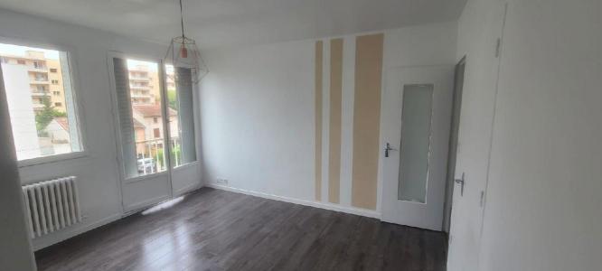 For rent Vaulx-en-velin 3 rooms 55 m2 Rhone (69120) photo 2