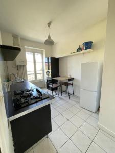 For rent Lyon-1er-arrondissement 3 rooms 64 m2 Rhone (69001) photo 2