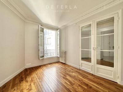 For rent Paris-14eme-arrondissement 3 rooms 67 m2 Paris (75014) photo 2