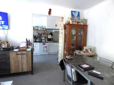 For sale Rognac 4 rooms 80 m2 Bouches du Rhone (13340) photo 2