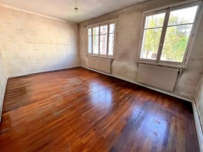 For sale Lyon-8eme-arrondissement 2 rooms 61 m2 Rhone (69008) photo 2