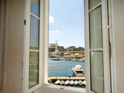 For sale Ciotat 3 rooms 78 m2 Bouches du Rhone (13600) photo 1