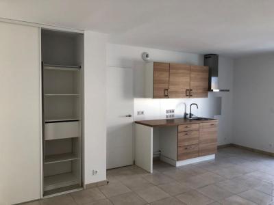 For rent Grenoble 2 rooms 47 m2 Isere (38000) photo 3