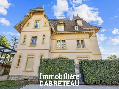 For sale Sainte-foy-les-lyon 4 rooms 120 m2 Rhone (69110) photo 0