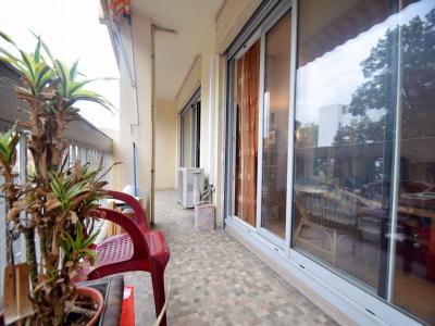 For sale Lyon-7eme-arrondissement 3 rooms 92 m2 Rhone (69007) photo 1