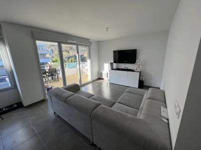 For sale Mandelieu-la-napoule 2 rooms 41 m2 Alpes Maritimes (06210) photo 2