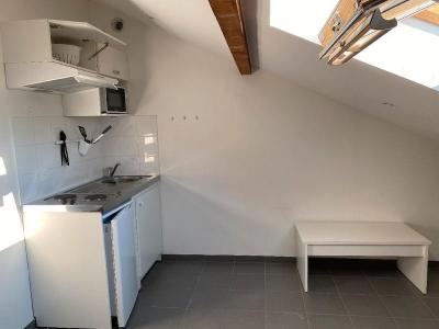 For rent Bron 1 room 15 m2 Rhone (69500) photo 1