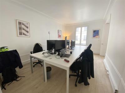 For rent Paris-10eme-arrondissement 137 m2 Paris (75010) photo 2