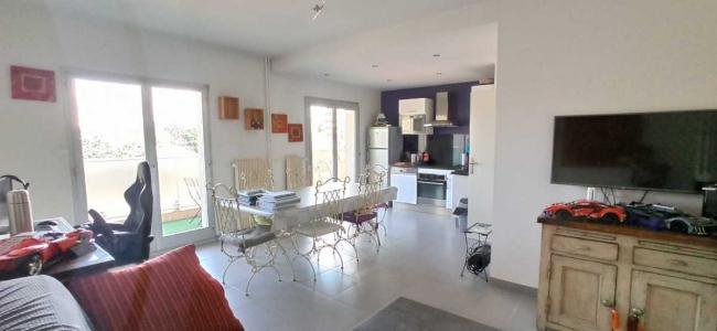 For sale Saint-etienne 2 rooms 49 m2 Loire (42000) photo 2