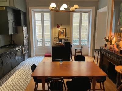 Louer Appartement Lyon-6eme-arrondissement 2910 euros