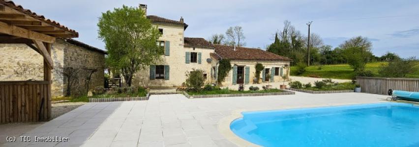 For sale Ruffec 8 rooms 297 m2 Charente (16700) photo 2