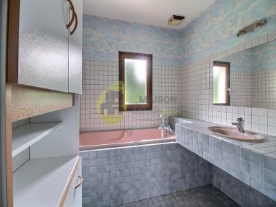 For sale Trouy 6 rooms 115 m2 Cher (18570) photo 4