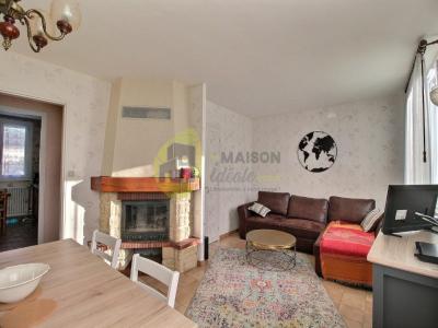 For sale Bourges 4 rooms 72 m2 Cher (18000) photo 2