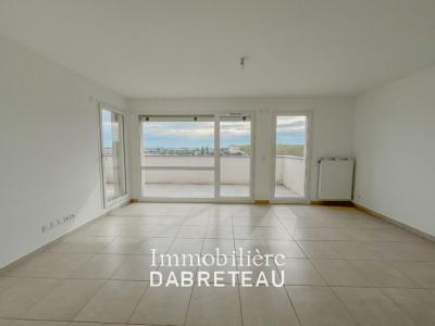 For sale Vaulx-en-velin 3 rooms 64 m2 Rhone (69120) photo 0