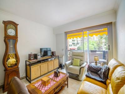 For sale Nice 3 rooms 72 m2 Alpes Maritimes (06000) photo 3