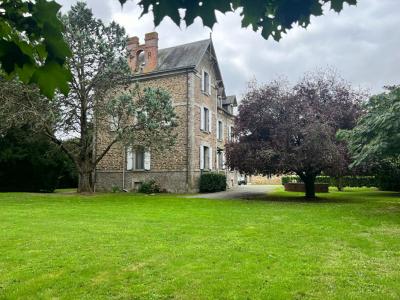 For sale Brouzils MONTREVERD 10 rooms 234 m2 Vendee (85260) photo 2