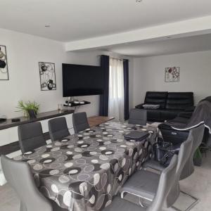 For sale Courthezon 4 rooms 110 m2 Vaucluse (84350) photo 1