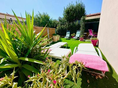 For sale Six-fours-les-plages 5 rooms 135 m2 Var (83140) photo 2