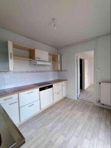 For sale Montbeliard 3 rooms 65 m2 Doubs (25200) photo 2