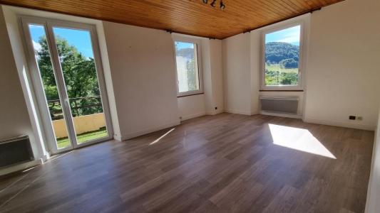 For rent Theys 4 rooms 82 m2 Isere (38570) photo 0