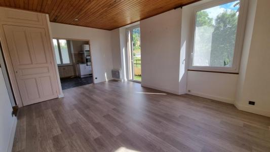 For rent Theys 4 rooms 82 m2 Isere (38570) photo 1