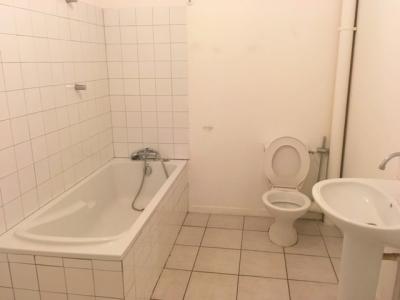 For sale Cuiseaux 2 rooms 67 m2 Saone et loire (71480) photo 3