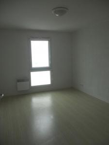 For rent Nantes 1 room 18 m2 Loire atlantique (44300) photo 0