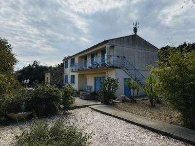 For sale Roujan 10 rooms 215 m2 Herault (34320) photo 0