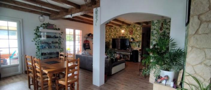 For sale Dolus-d'oleron 6 rooms 148 m2 Charente maritime (17550) photo 3